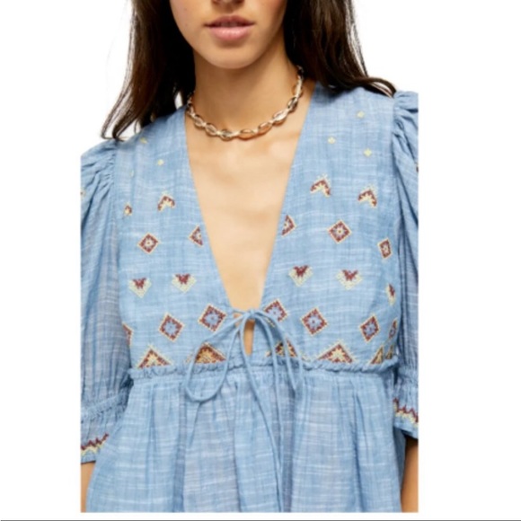 Free People Chambray Puff Sleeve Crop Tallulah Embroidered Blouse Size XL - Picture 3 of 8